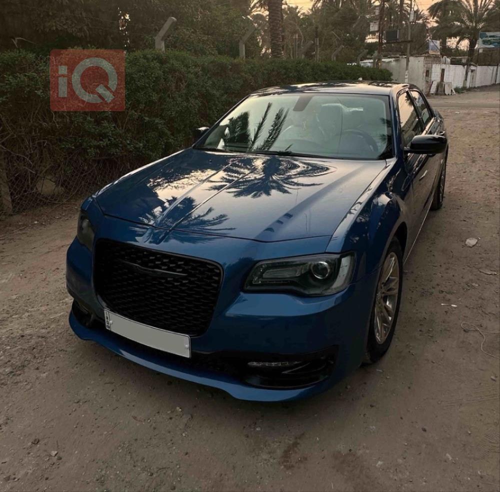 كرايسلر 300